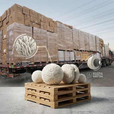 تولید کنندگان چینی از توپ های یک طرفه و دو طرفه پشم برای مراقبت و پولیش رنگ ماشین استفاده می کنند.